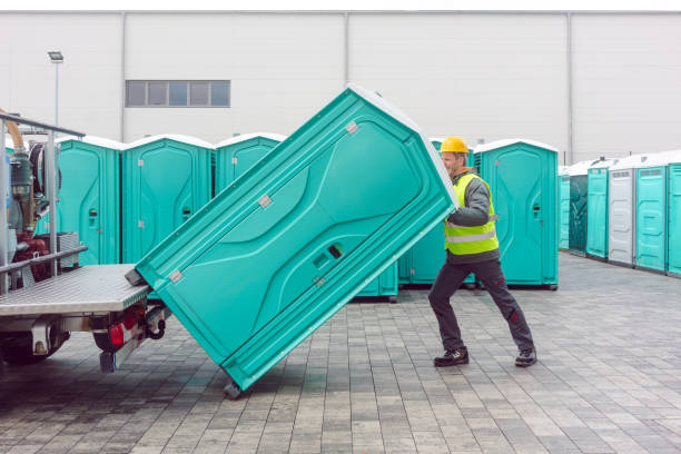 Best Portable Restroom Servicing (Cleaning and Restocking)  in Stratmoor, CO